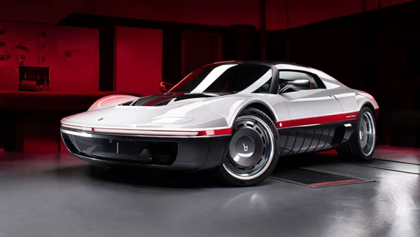 Bertone Runabout: Νεορετρό supercar με V6 από την Toyota