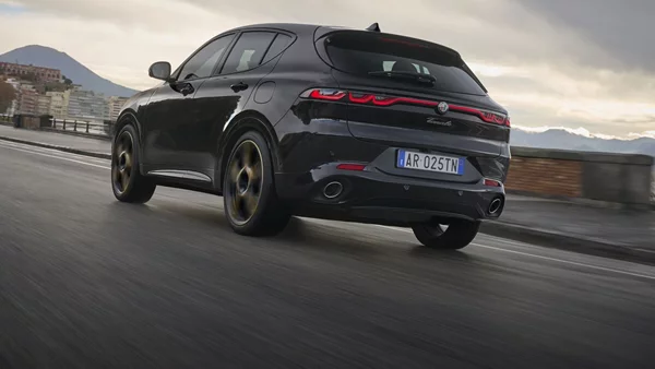 Alfa Romeo Intensa: Νέα έκδοση για όλα τα μοντέλα της φίρμας