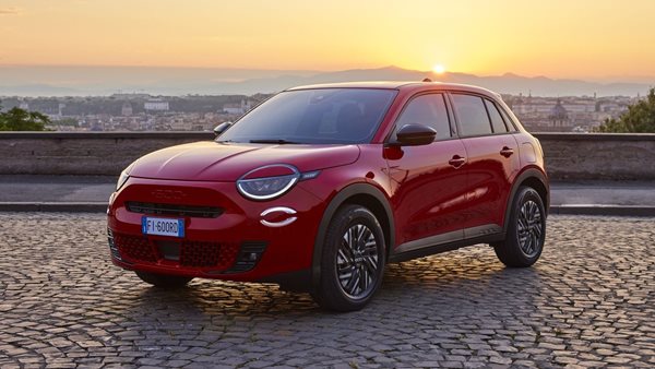 Στην Ελλάδα το Fiat 600e-τιμές και εκδόσεις του νέου ιταλικού SUV