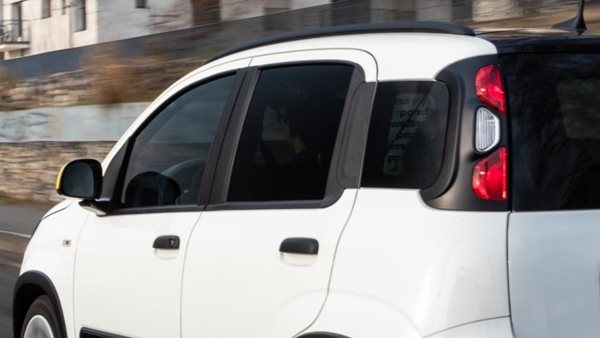 Ευρωπαϊκό υβριδικό αυτοκίνητο κάτω από 15.000 ευρώ στην Ελλάδα