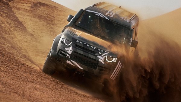 Defender Octa: Πρώτες εικόνες για το απίθανο Dakar D7X-R