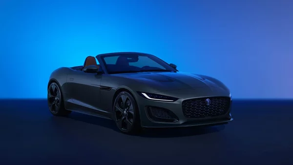 Με την F-Type 75 τελειώνουν οι συμβατικές Jaguar