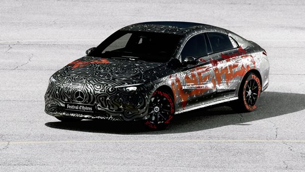 Δείτε τη νέα Mercedes CLA σχεδόν χωρίς καμουφλάζ