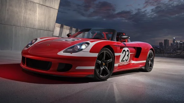 Μια μοναδική Porsche Carrera GT εμπνευσμένη από τη θρυλική 917