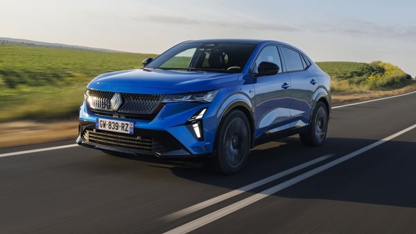 Αποστολή στη Σεβίλλη: Νέο Renault Rafale, οδηγούμε το premium υβριδικό SUV