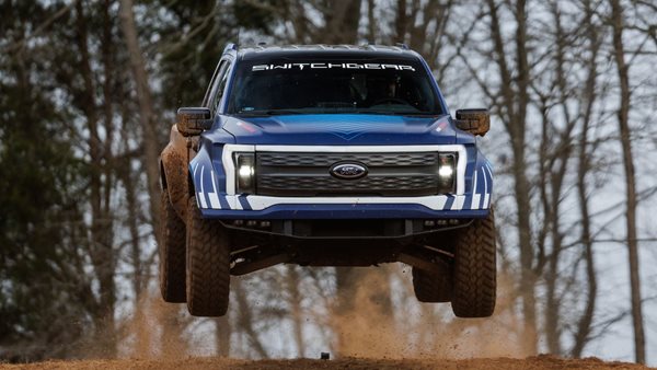 Ford F-150 Lightning Switchgear: Πώς να κάνεις πιο εντυπωσιακό το αγαπημένο pick up της Αμερικής