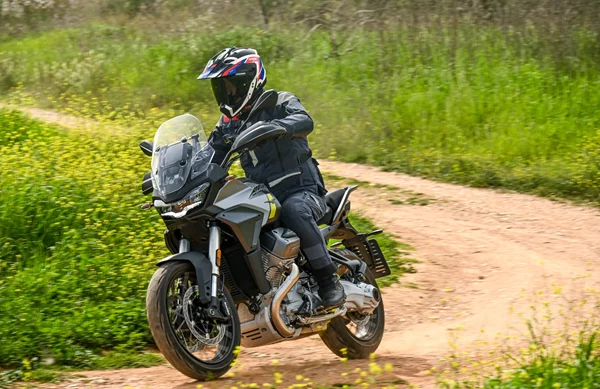 Νέα Moto Guzzi Stelvio: πρώτη δοκιμή στην Ελλάδα