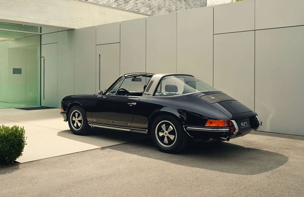 Ξέρουμε γιατί αυτή η Porsche 911 Targa πουλήθηκε 1,1 εκατ. ευρώ