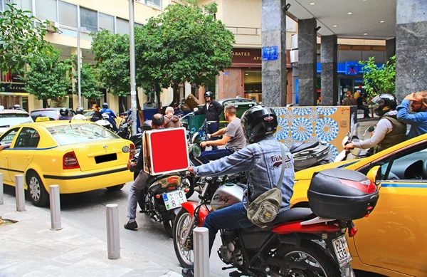 Δακτύλιος: Επιστρέφει από σήμερα στην Αθήνα-τι αλλάζει φέτος και πόσο είναι το πρόστιμο