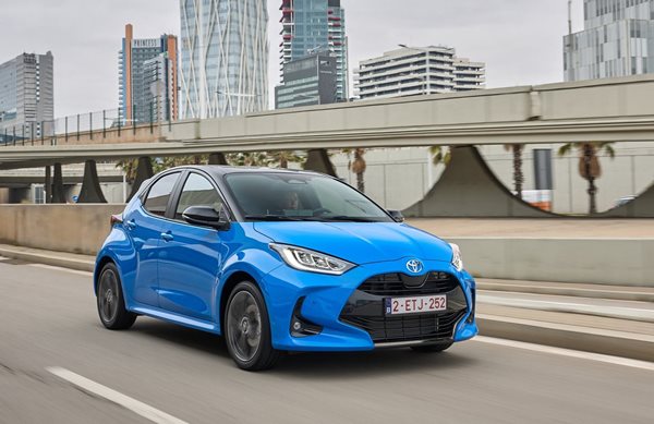 Η Toyota αποκάλυψε πότε θα βγάλει ηλεκτρικό Yaris