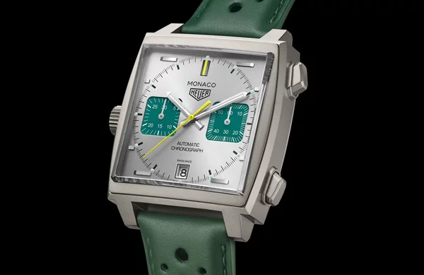 Το TAG Heuer Monaco σε British Racing Green είναι πανέμορφο