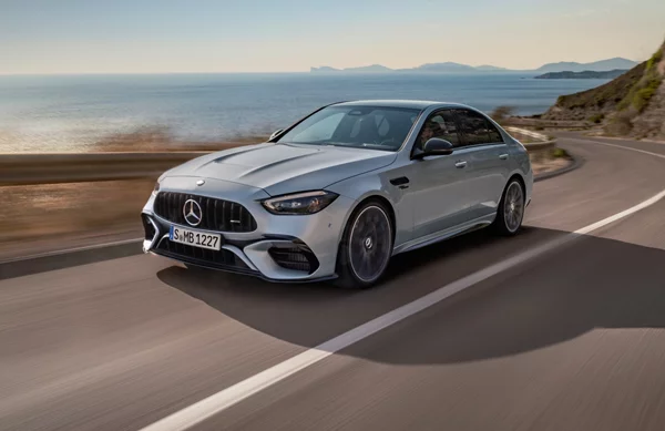 Γιατί η Mercedes θα καταργήσει τις τετρακύλινδρες εκδόσεις AMG