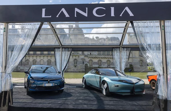 Lancia: Ποιο ιστορικό όνομα θα έχει το δεύτερο μοντέλο της