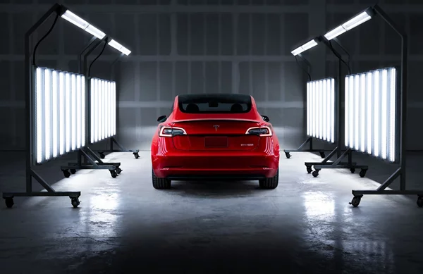 Δικαστική απόφαση υπέρ πρώην εργαζόμενου της Tesla-τι είχε συμβεί