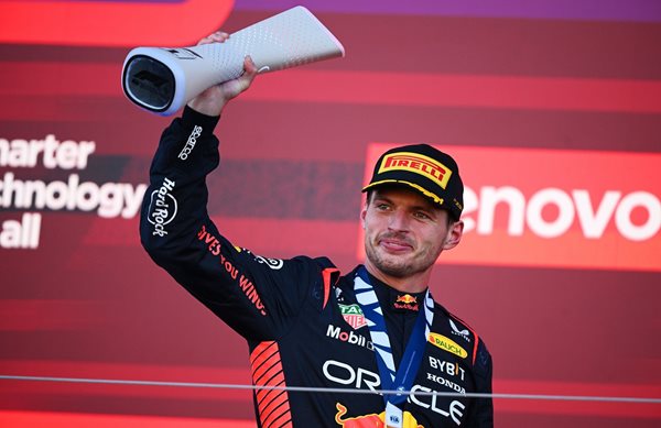 F1 GP Ιαπωνίας: Νίκη Verstappen, πρωταθλήτρια η Red Bull