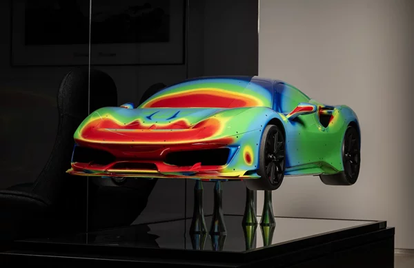 Δείτε την απίστευτη τιμή αυτού του γλυπτού της Ferrari 488 Pista