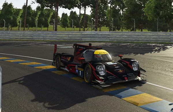 'Εχασε ο Max Verstappen σε online αγώνα και τα έβαλε με τους servers