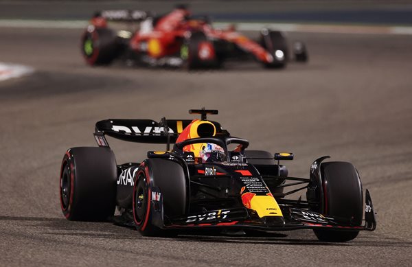 F1 GP Μπαχρέιν: Άνετο 1-2 Red Bull. Επιστροφή Alonso