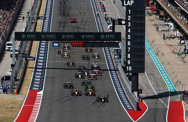 Επίσημο: Η F1 θα μεταδίδεται από το Apple TV-Πόσο επηρεάζει την Ελλάδα αυτό;