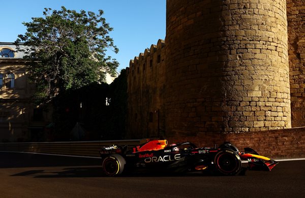 F1 GP Αζερμπαϊτζάν: Τι ώρα θα δείτε τον αγώνα-πρόγραμμα