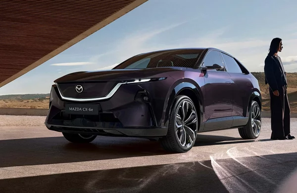 Το νέο Mazda CX-6e θέλει να "χτυπήσει"το Tesla Model Y