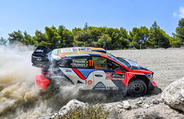 ΕΚΟ Ράλλυ Ακρόπολις 2024: Επιβίωσαν Neuville και Hyundai