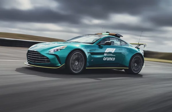 F1: Η Aston Martin αλλάζει αυτοκίνητο ασφαλείας στην Ολλανδία