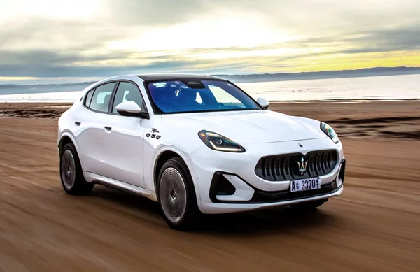 Γιατί η Ferrari πρέπει να αγοράσει τη Maserati