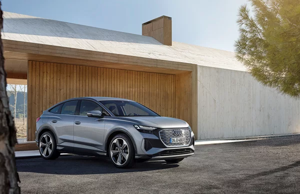 Η Audi εισέρχεται στα ηλεκτρικά compact SUV