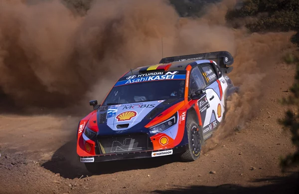 Πρόβλημα με τα επίσημα ελαστικά στο Ράλλυ Ακρόπολις-τι λέει η φίρμα