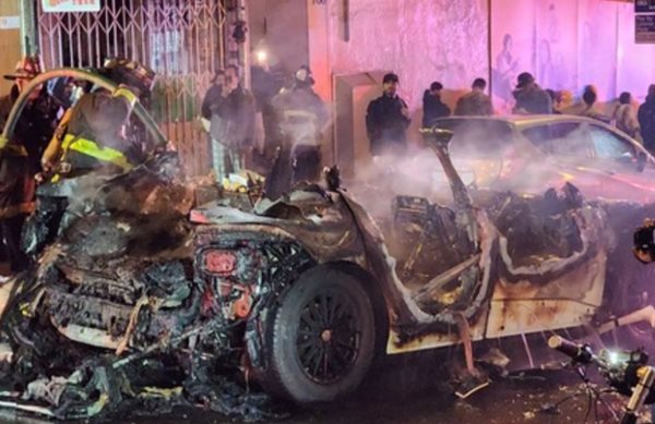 Γιατί να κάψεις ένα αυτόνομο αυτοκίνητο