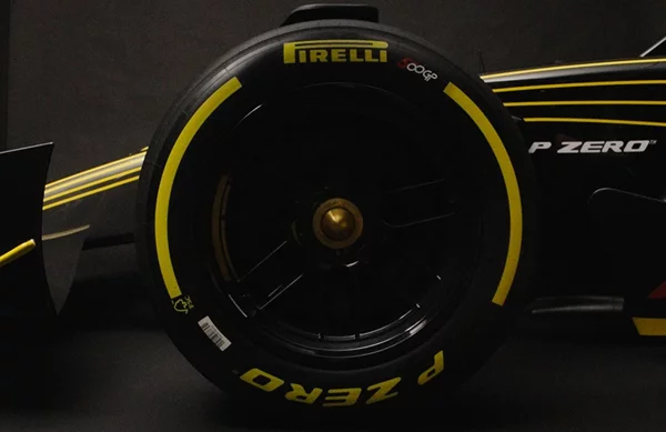 Pirelli: Με επετειακά ελαστικά 500 αγώνων F1 για το 2025