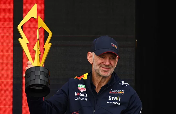 Αποχώρηση "βόμβα" του Adrian Newey από τη Red Bull