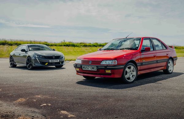 1994 Peugeot 405 Mi16 εναντίον 2022 Peugeot 508 PSE