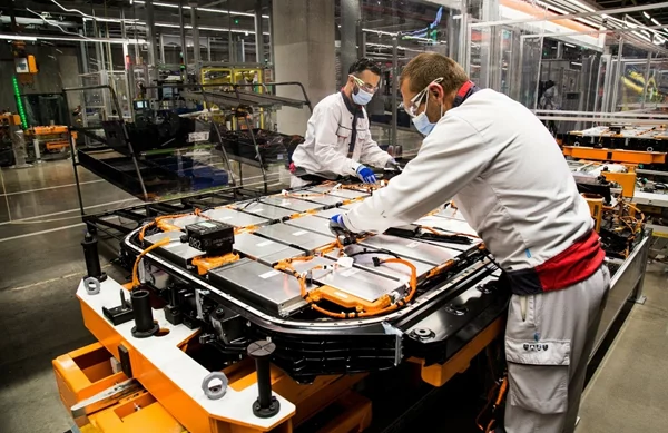 Κορυφαία κινεζική φίρμα θέλει να αγοράσει το εργοστάσιο της Audi στο Βέλγιο