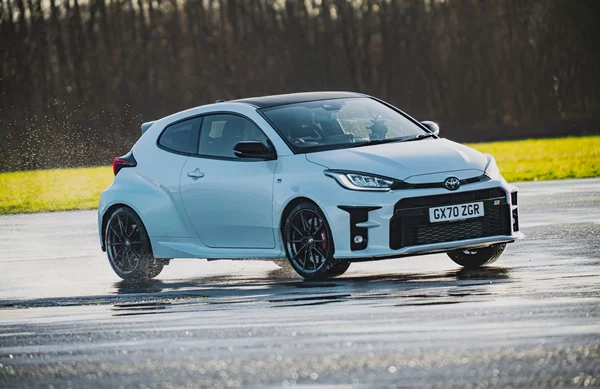 Toyota GR Yaris: Στα χέρια του Chris Harris