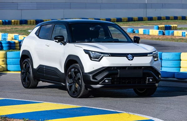 Οι τιμές του νέου Suzuki e Vitara στην Ελλάδα-Πότε ξεκινούν οι παραδόσεις