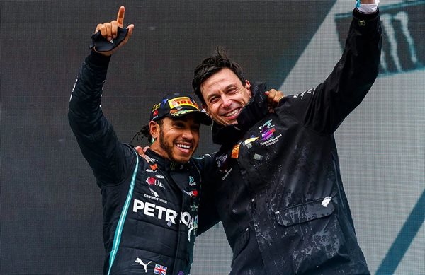 Το μήνυμα του Toto Wolff: "Σε ευχαριστούμε Lewis"