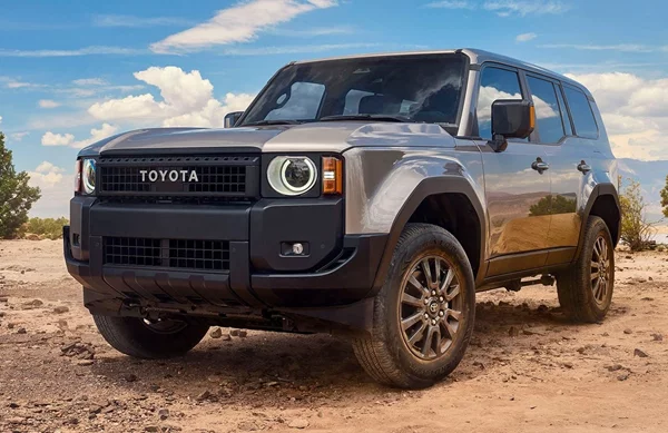 Video: Δείτε από κοντά το νέο Toyota Land Cruiser