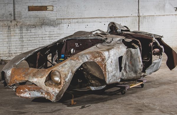 Πόσα θα έδινες για αυτή την Ferrari 500 Mondial Spider;