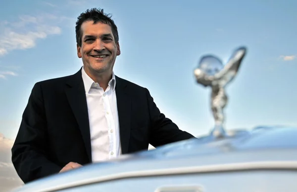 Συνελήφθη ένας ύποπτος για την θανατηφόρα επίθεση με μαχαίρι στον σχεδιαστή Ian Cameron