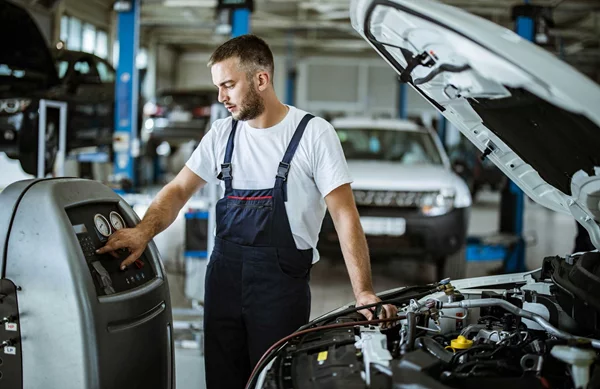 AUTOFIT: Η σωστή συντήρηση του κλιματιστικού θέλει τον ειδικό της-προσφορές μέχρι 31 Ιουλίου