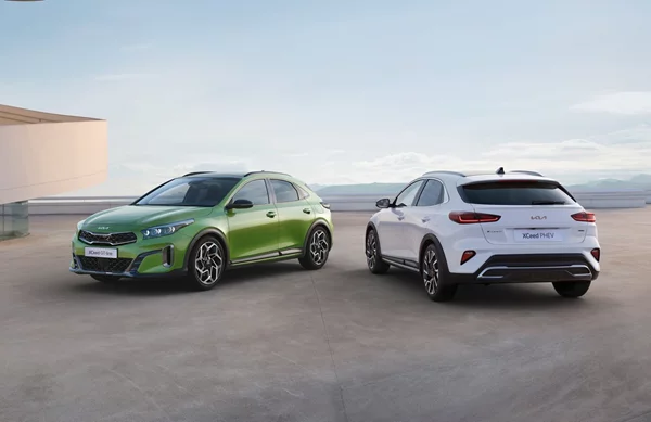 Με ενισχυμένο εξοπλισμό και τιμή έκπληξη από τη βασική του έκδοση το ανανεωμένο Kia XCeed