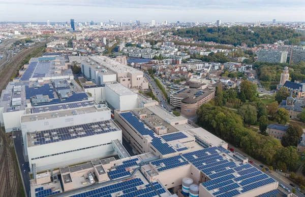 Μεγάλη φίρμα θέλει να κλείσει εργοστάσιο ηλεκτρικών αυτοκινήτων