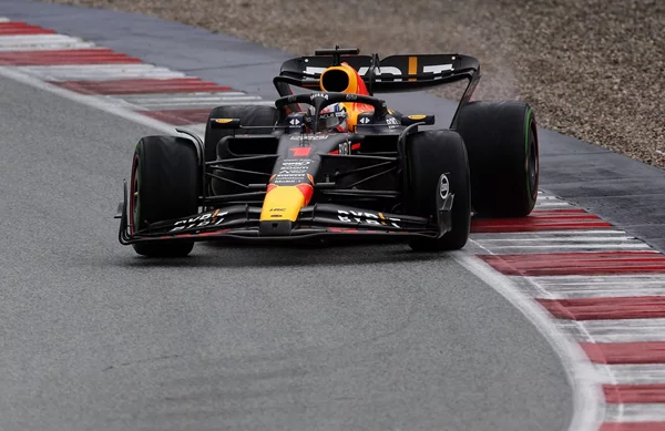 F1 GP Αυστρίας Sprint Race: Run and Gun νίκη Verstappen