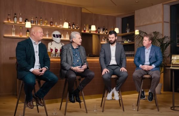 Ιστορική συνέντευξη των Koenigsegg, Murray, Rimac και Hennessey