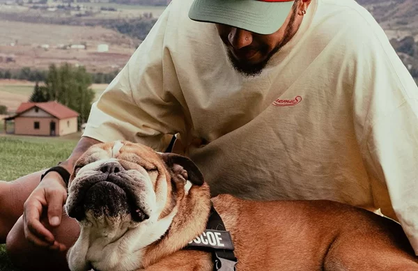 Πέθανε η μεγάλη αγάπη του Lewis Hamilton