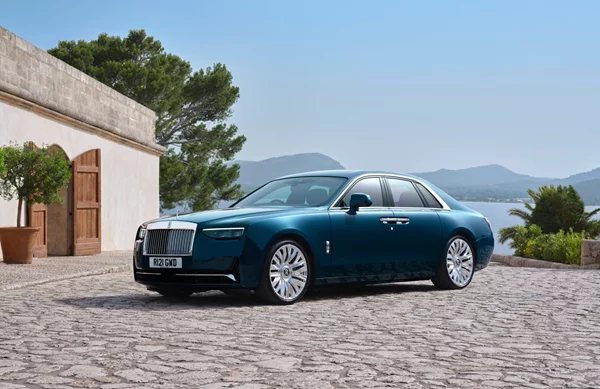 Ποια ελληνική εταιρεία μπήκε σε επετειακό βιβλίο της Rolls-Royce