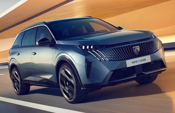 Νέο Peugeot E-5008: Πήρε "Χρυσό Τιμόνι" για το καλύτερο οικογενειακό αυτοκίνητο