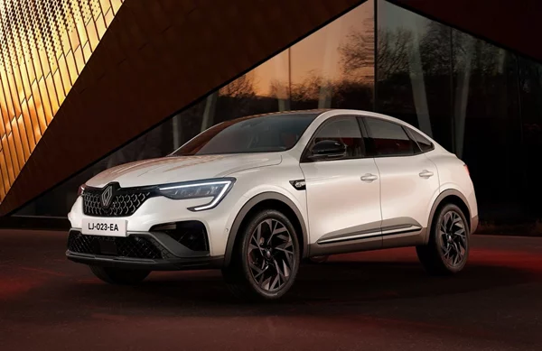 Νέα έκδοση για το Renault Arkana-πόσο κοστίζει